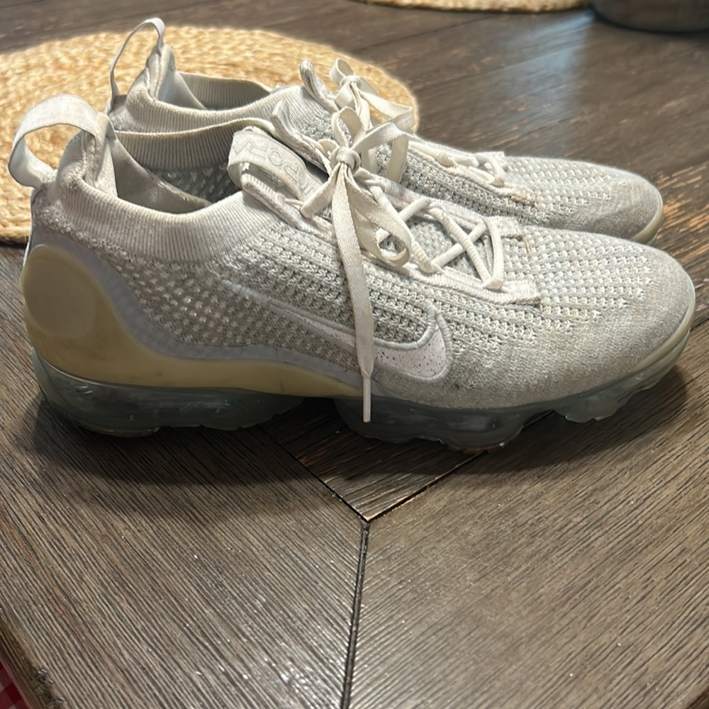 Nike air max shoes